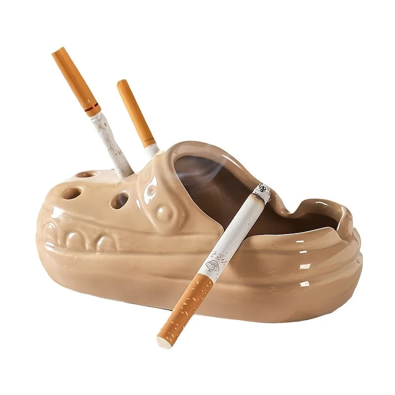 High appearance level ceramic ashtray network red hole shoes duck office home living room ashtray fly ash cute home necessities